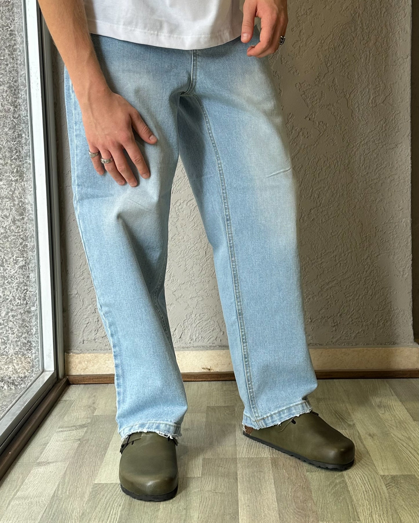 JEANS GAMBA LARGA DENIM CHIARO