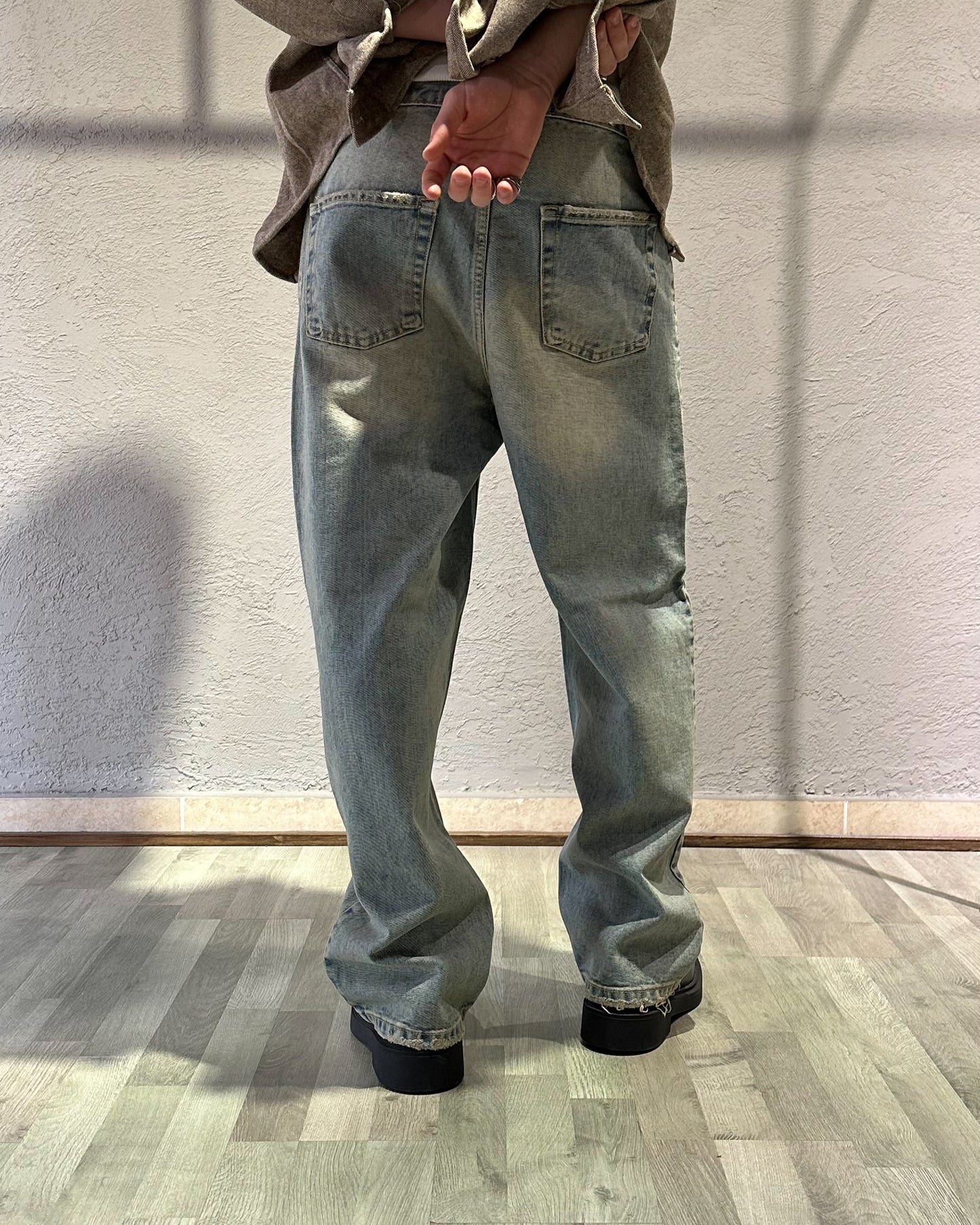 JEANS A GAMBA LARGA
