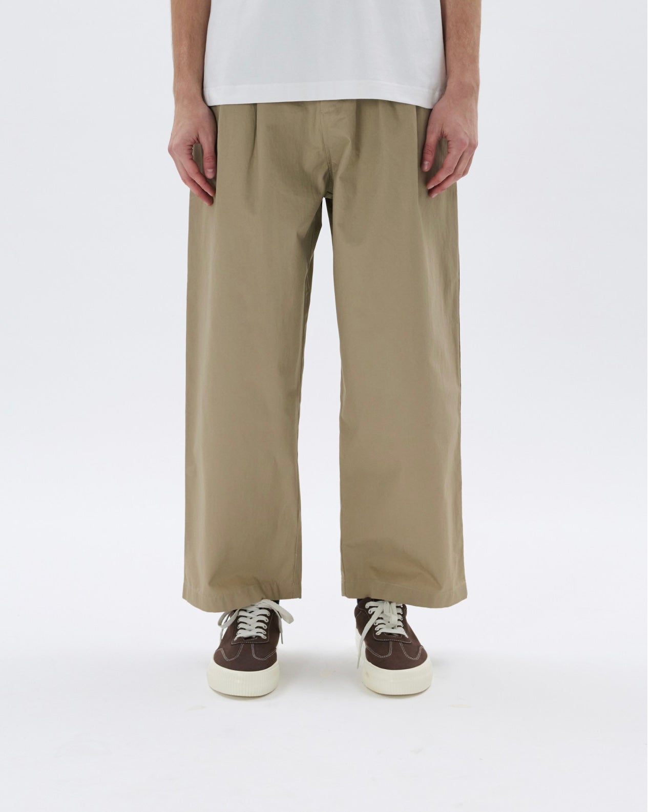 PANTALONE WIDE FIT ESSENTIAL