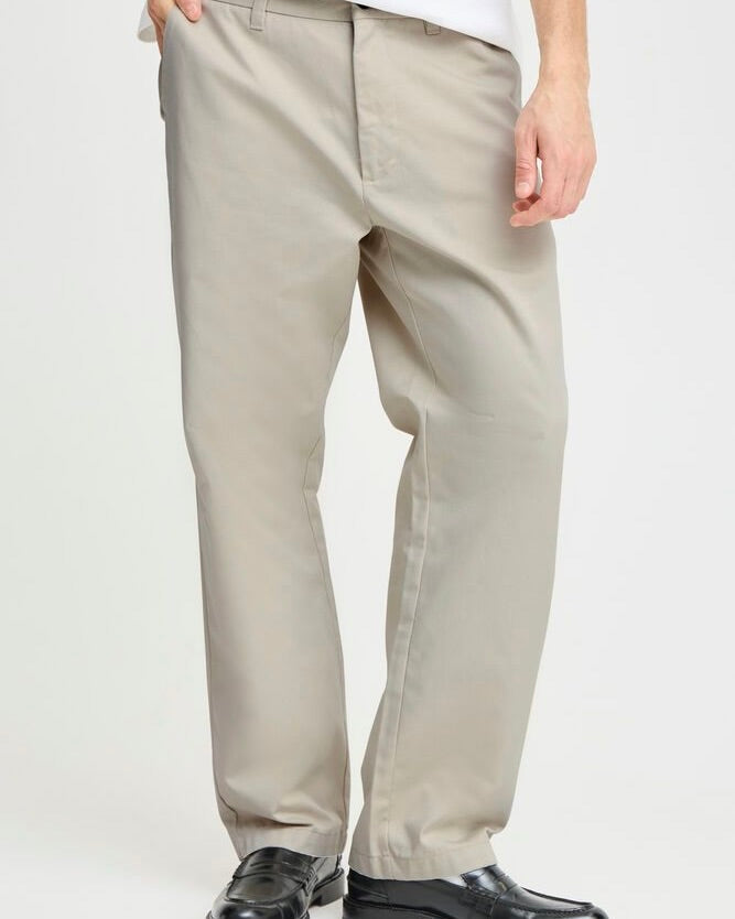 PANTALONE CHINO ESSENTIAL