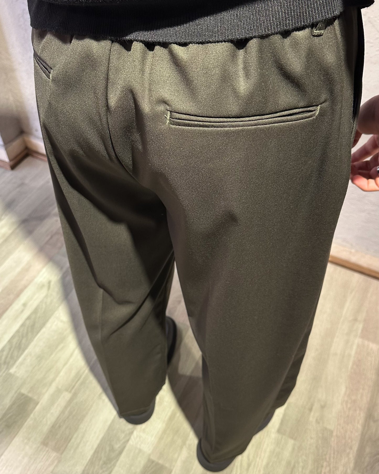 PANT AMPIO VERDE SCURO