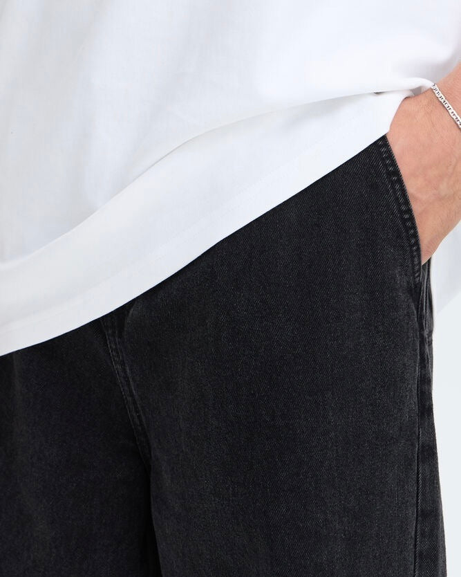 Dettaglio tessuto jeans baggy nero